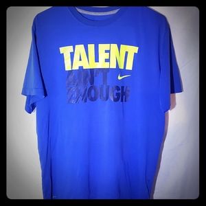 Nike shirt $$$4 for 20$$$